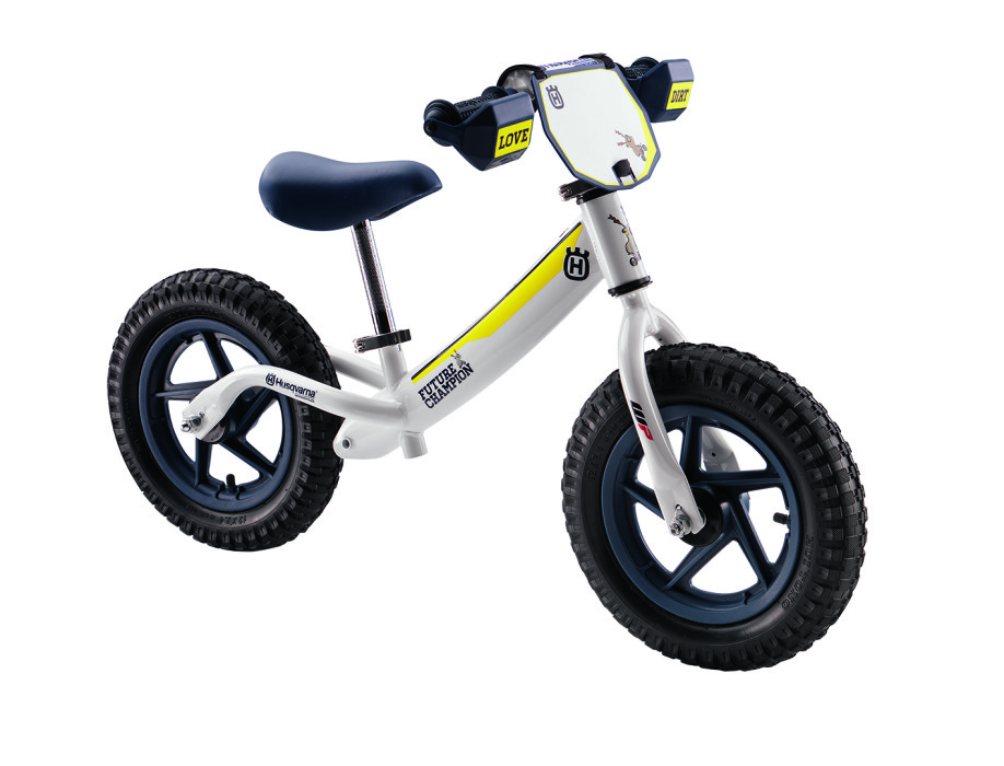 3HS1770000_KIDS TRAINING BIKE