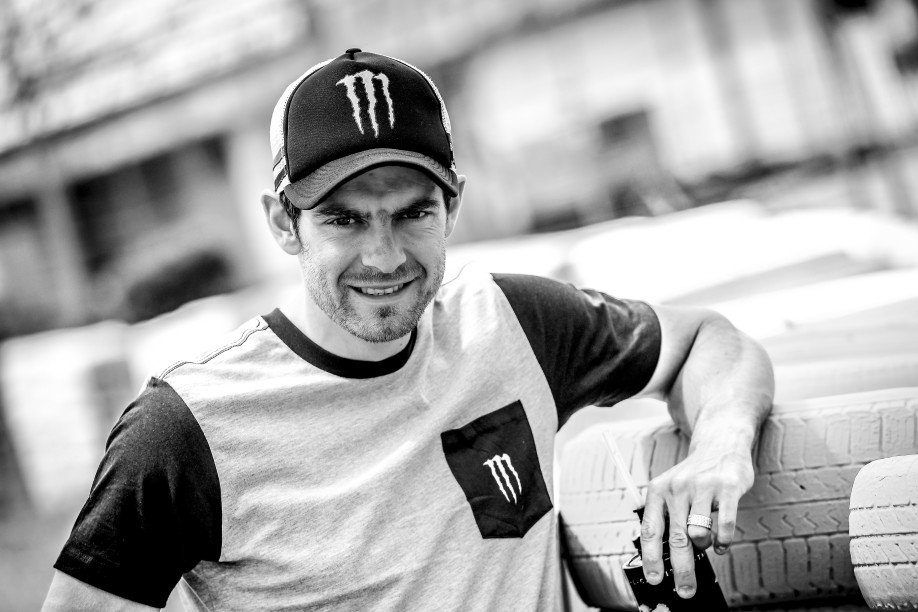 Crutchlow_MotoGP_2016_Portrait_Milagro_30