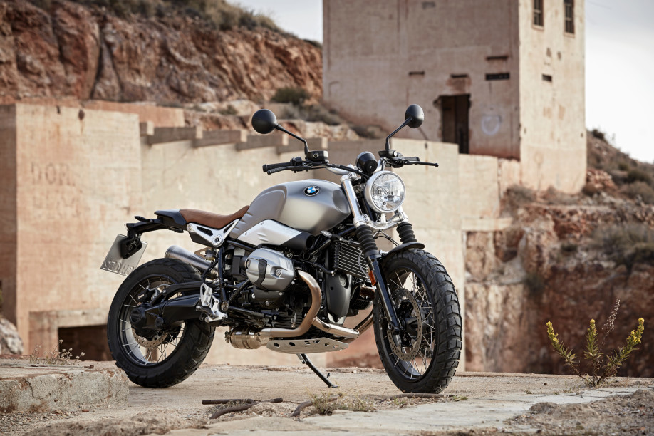 p90203103_highres_the-new-bmw-r-ninet