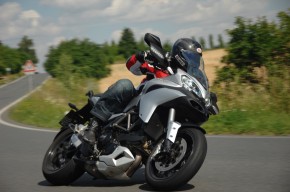 Ducati Multistrada 1200S 