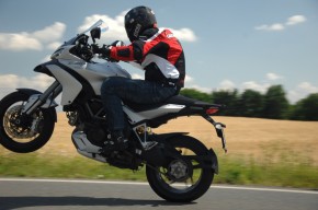 Ducati Multistrada 1200S 