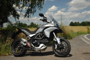 Ducati Multistrada 1200S 