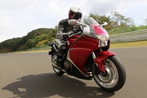 Honda VFR1200F