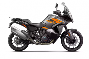 KTM 1290 Super Adventure S MY 2021 dressed              