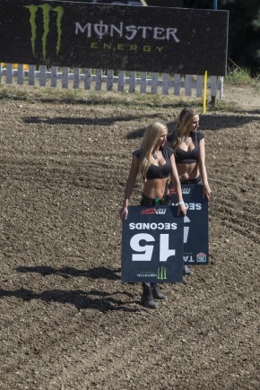 Monster_girls_MXGP_2015_R13_RX_5680