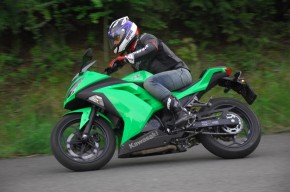 Kawasaki 300 Ninja 10