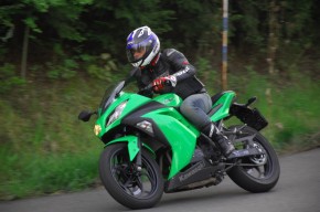 Kawasaki 300 Ninja 8