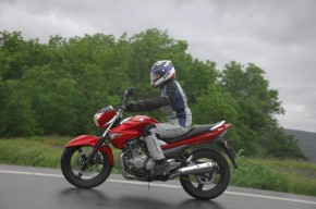 Suzuki Inazuma 250 15