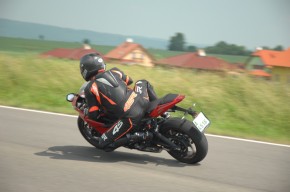 Triump Daytona 675