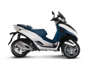 Piaggio-MP3-300-LT-Yourban--918x689